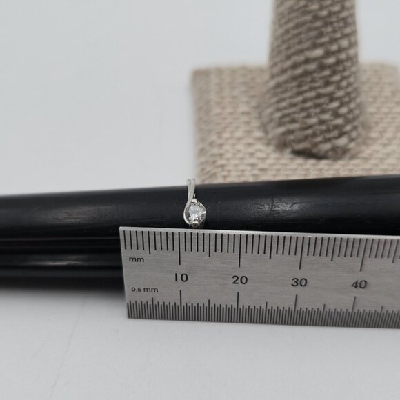 Size 7 Sterling Silver Simple Round Cubic Zirconia Ring A3884 - Picture 8 of 9